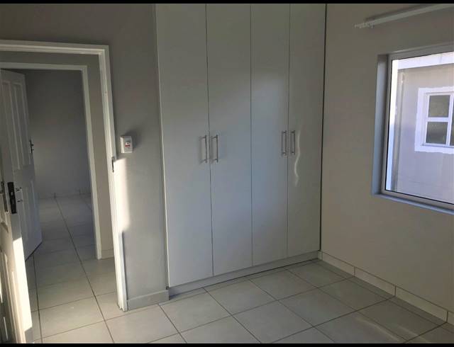 2 BEDROOM APARTMENT TO LET IN PEACEHAVEN INDUSTRIAL